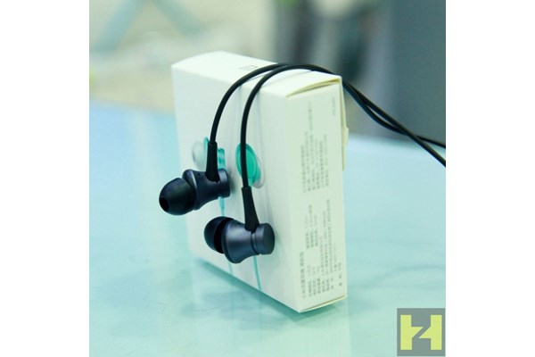 Tai nghe xiaomi Piston Lite in ear 2017