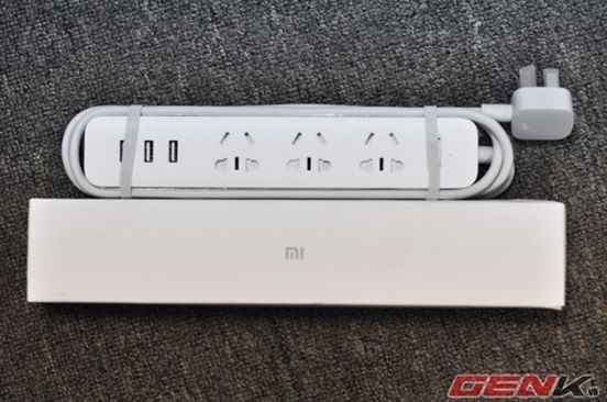 Ổ cắm Xiaomi Mi Power Strip tích hợp cổng USB QC 2.0