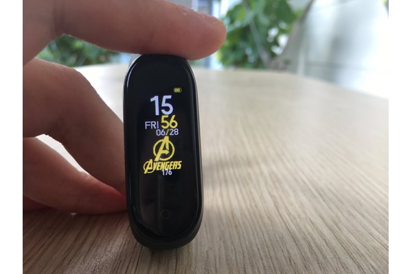 Vòng đeo tay thông minh Xiaomi Miband 4