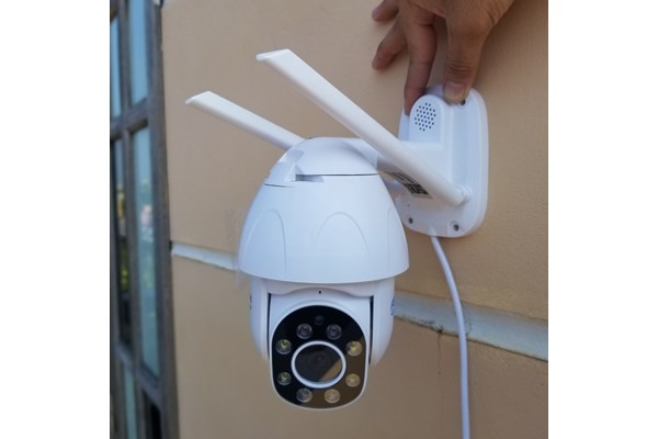 Camera Wifi Ngoài trời Yoosee Full HD 1080P PTZ xoay 360 độ