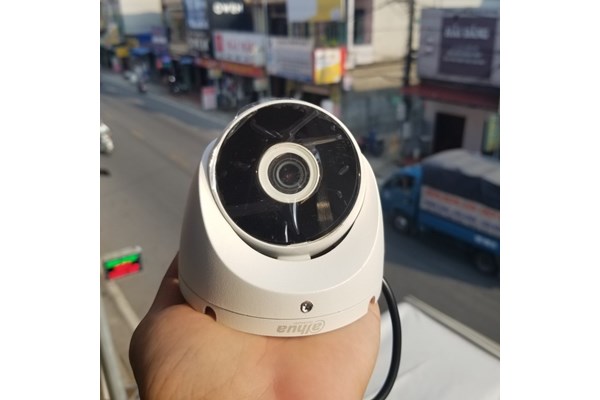 Camera dome dahua DH-HAC-T2A21P chính hãng